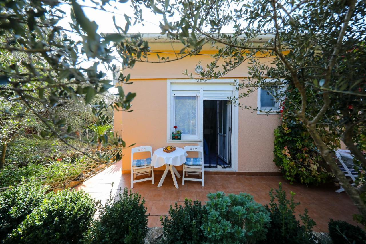 Apartments With A Parking Space Brbinj, Dugi Otok - 8160 Exterior foto